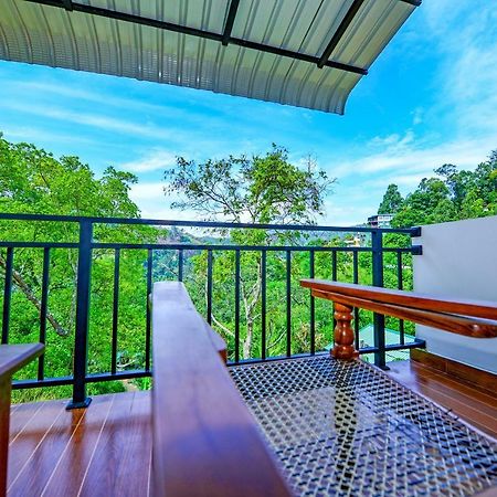 Third Eye Ella Hotel Luaran gambar