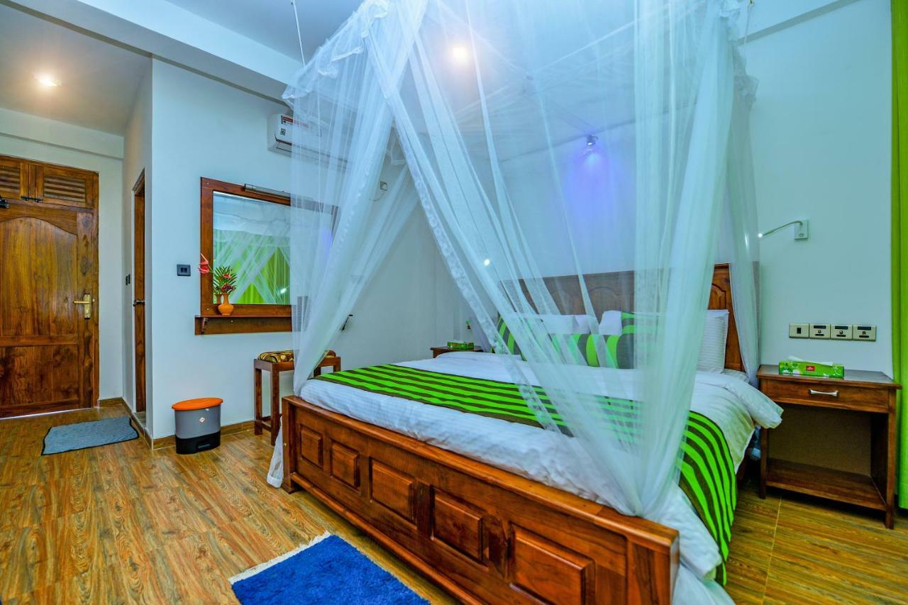Third Eye Ella Hotel Luaran gambar