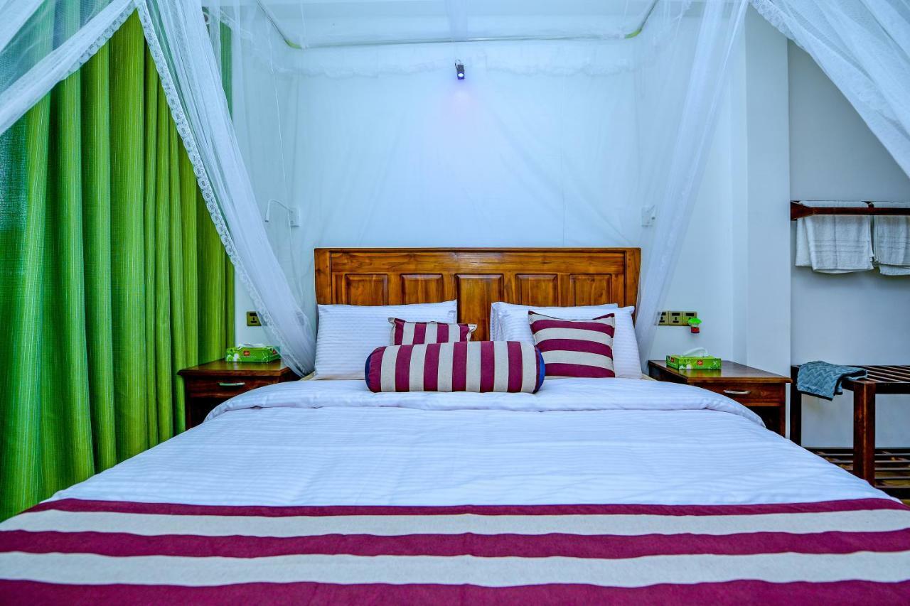 Third Eye Ella Hotel Luaran gambar